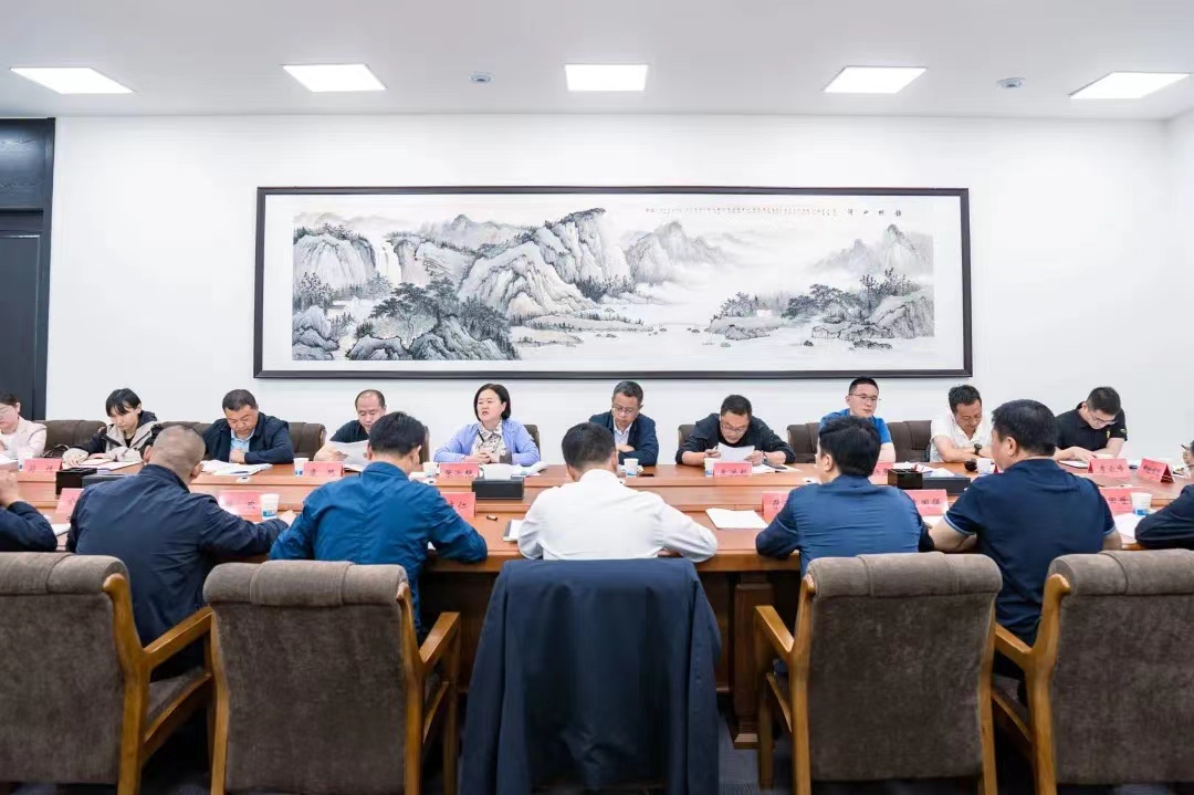 省委依法治省办督察组赴海东市开展法治建设暨道路交通安全和运输执法领域突出问题专项整治工作督察